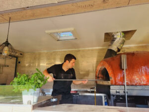 Viva Napoletana: Revolutionizing Culinary Street Food with Authentic Stone Oven Delicacies