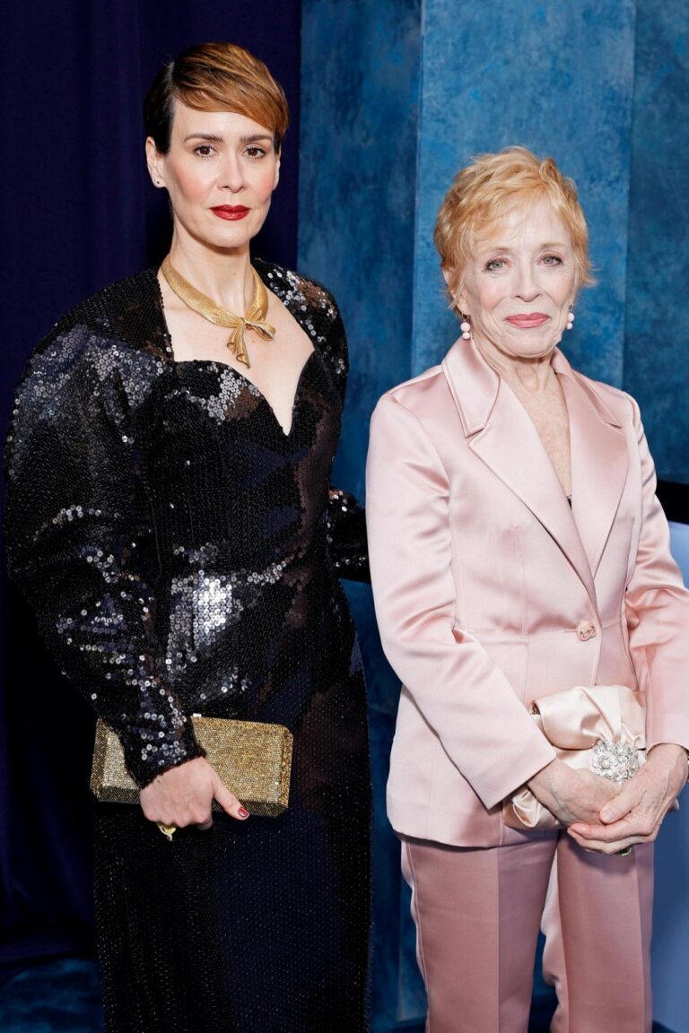 feature Sarah Paulson Reveals Why She and Partner Holland Taylor Live Separately After a Decade Together