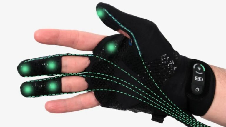 2 Got hand weakness Make daily tasks easier with the Carbonhand robo glove