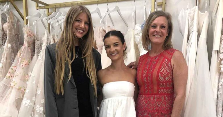 Kelly Hyland Tears Up Seeing Daughter Brooke Hyland in a Wedding Dress 01 2024