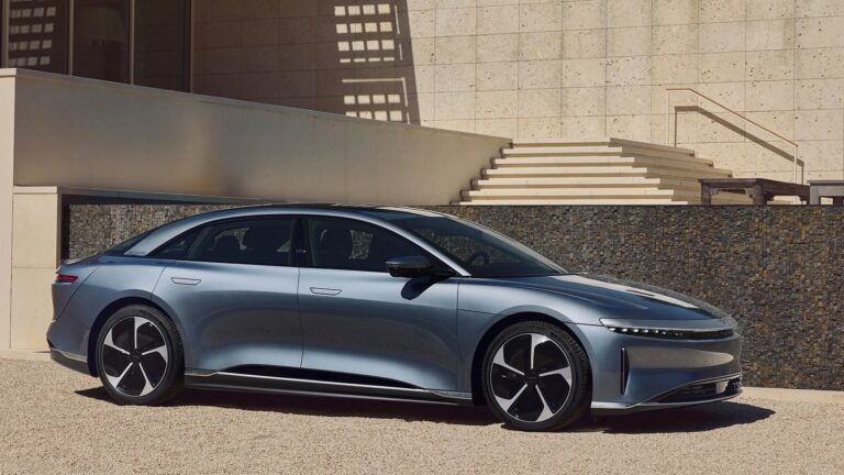 lucid air sedan