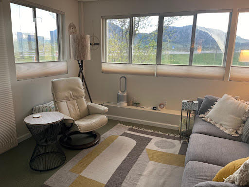 April Lyons Psychotherapy Group Expands Services to Support Mental Health and Well-being in Boulder, CO