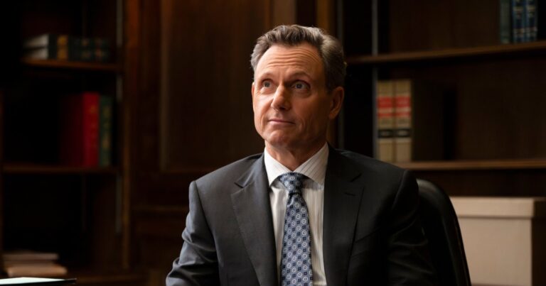 Tony Goldwyn Jokes About L O Role Being Demotion From President feature