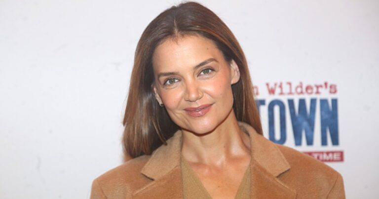 katie holmes 21df94