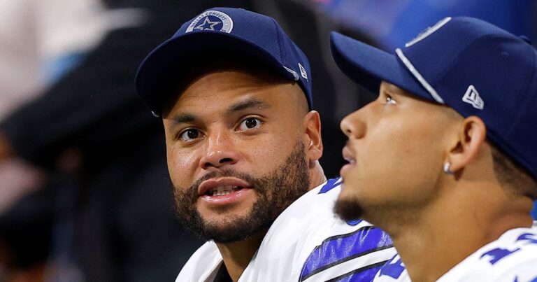 Dallas Cowboys QB Dak Prescott Caught on Camera Saying We F ing Suck During 3rd Straight Loss 01