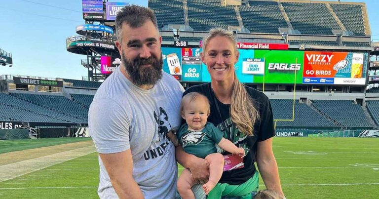 Jason Kelce Opens Up About Wife Kylie Kelce s Pregnancy With Their 4th Baby Girl 499