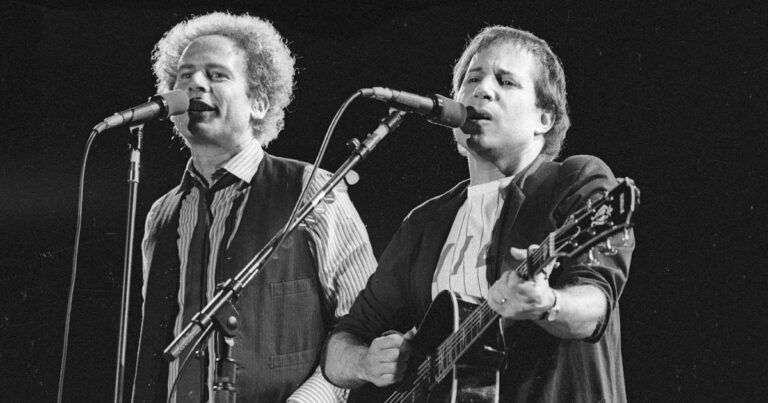 Art Garfunkel and Paul Simon Reunite After Period of Estrangement 1