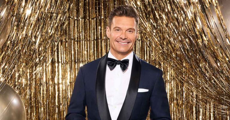 Feature Ryan Seacrest Jokes About New Year Eve Proposals at Times Square