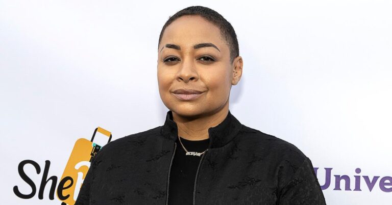 Raven Symone Recalls Having Her 1st Breast Reduction at 15 to Get a Show 01 2024