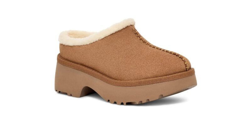 ugg platform clogs