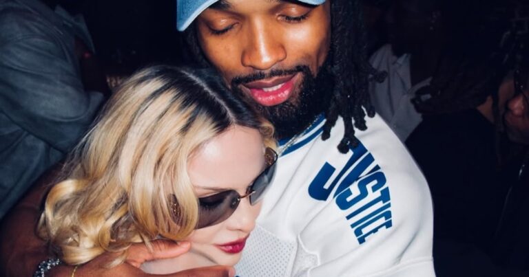SnapInsta.to 495513351 18511646410058553 4318095284342133455 n Madonna